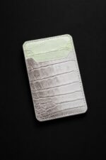 Crocodile magnetic card holder - Image 4